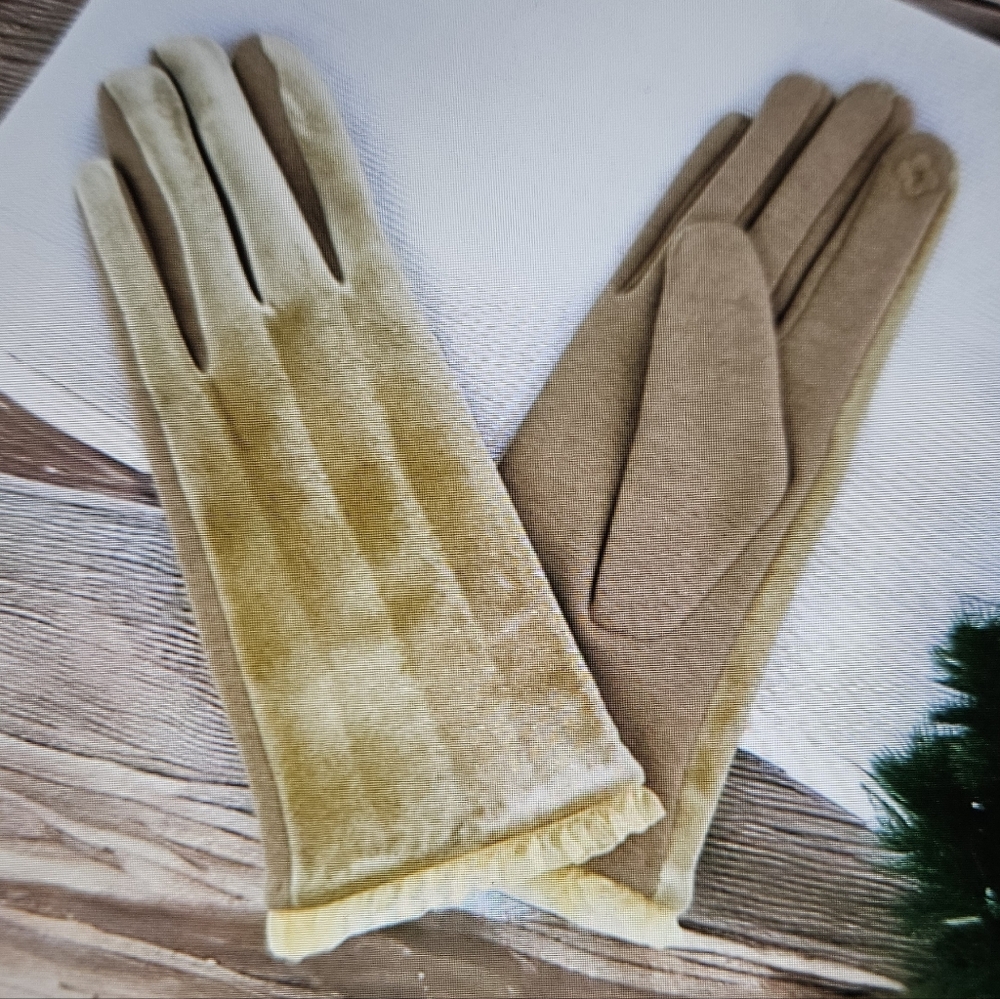 Threadzwear Beige and Tan Women's Velvet Gloves